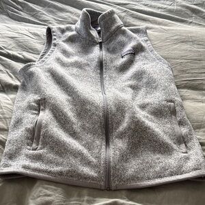 EUC Patagonia Heather Gray Fleece Vest